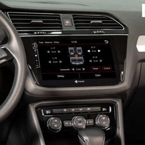 D9-82 Premium Android Autoradio für VW Tiguan mit 4 x 100W Class-D Verstärker, 10,1 Zoll Display (hochauflösend), Inkl. Head-