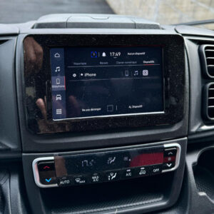 NAVLINKZ RL4-UCON7-R1L Videoeinspeiser Fiat Ducato8 Uconnect R1LOW 7 Zoll – Bild 6