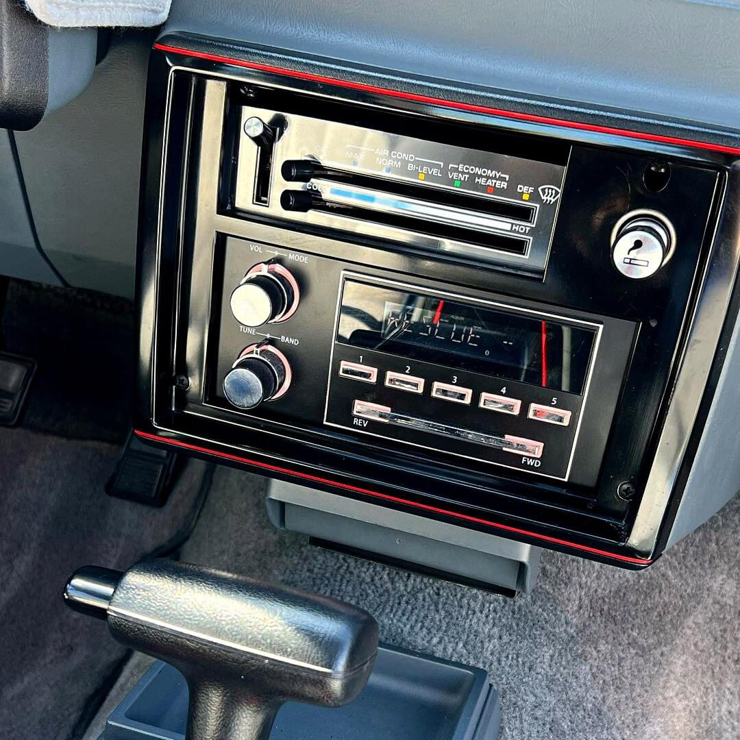Retrosound FACE-NEW-YORK Displayeinheit für 1970-2000 GM Ford Mopar Steuerung – Bild 20