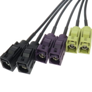LTE/WLAN 4x4 Dachantenne - Kabel seitlich für CamperNet Pro oder Baugleiche – CN2-4×4-S-3