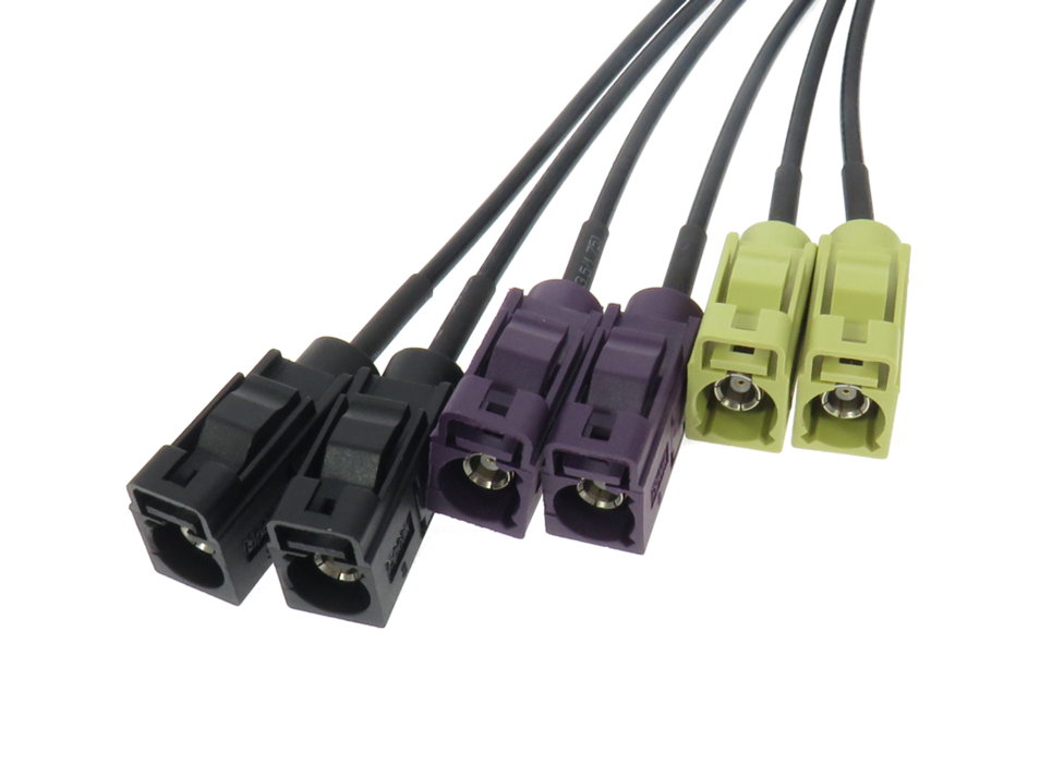 LTE/WLAN 4x4 Dachantenne - Kabel seitlich für CamperNet Pro oder Baugleiche – CN2-4×4-S-3