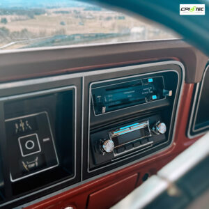 RETROSOUND FACE-LIBERTY Displayeinheit für 60er 70er Ford GM Chevrolet – Bild 9